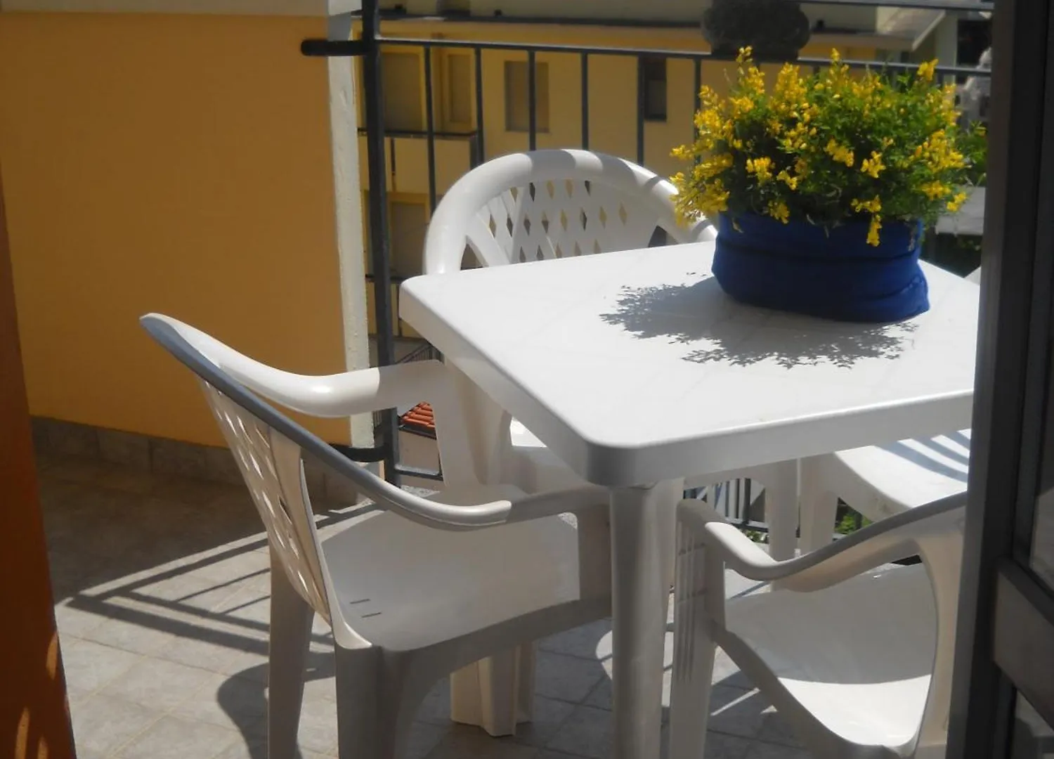 Residence Maryel Rimini 2*,